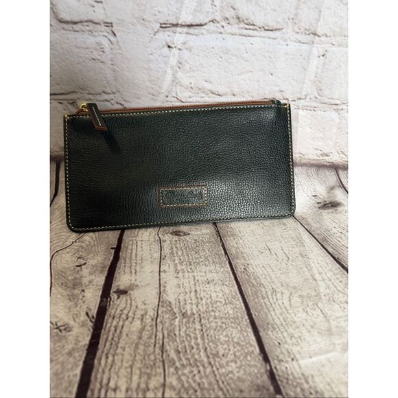 Dooney & Bourke zip ID wallet NWOT dark green - Picture 1 of 6